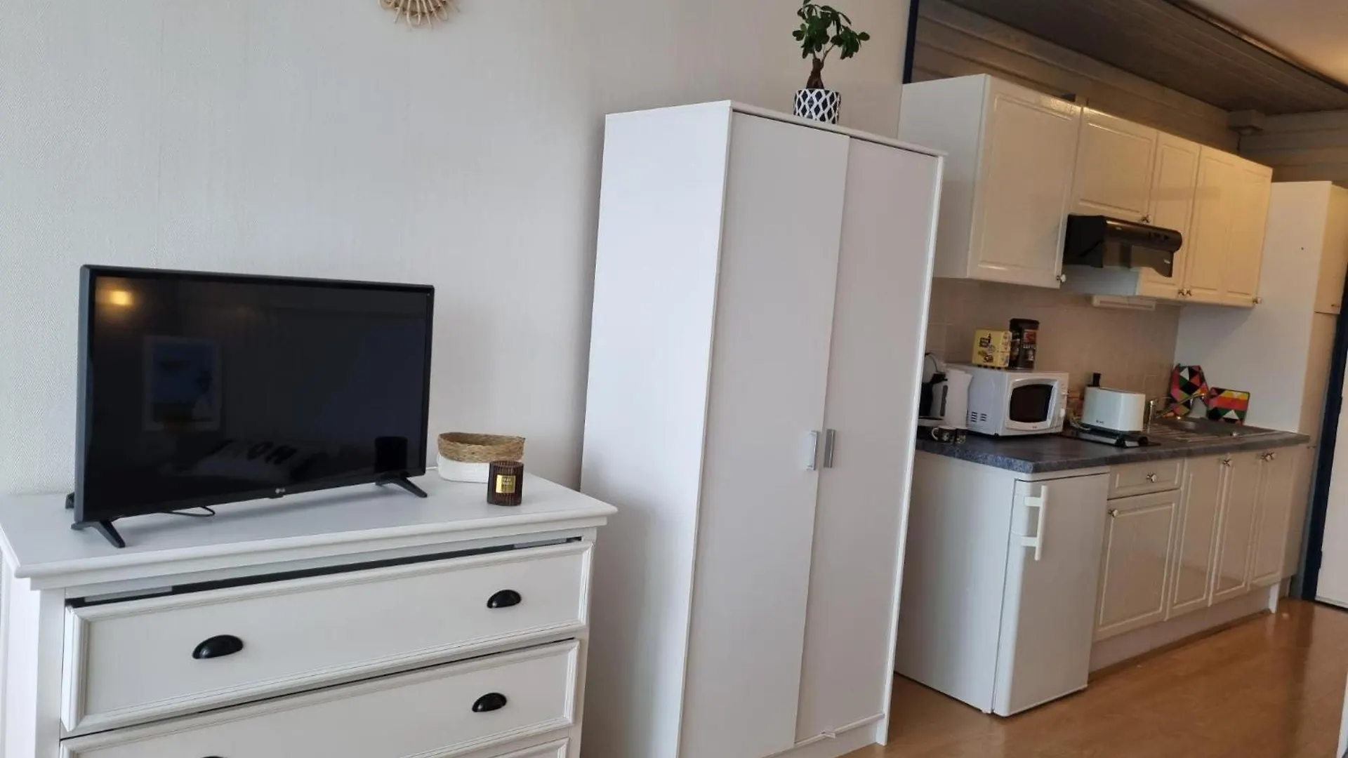 Cosy Studio Benodet Vue Mer Acces Direct Plage Thalasso Casino 0*,